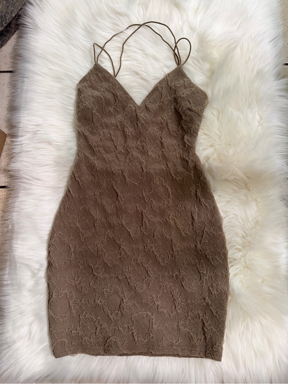 Strappy Lace-Texture Bodycon Dress in Brown